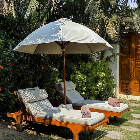Villa Chocolat Seminyak Exterior photo